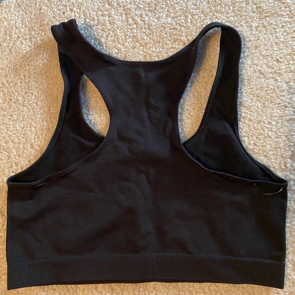 Black Ribbed Front Razor Back Sports Bra - Picture 2 of 2